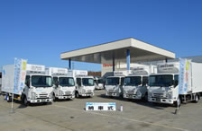 新型車両を毎年導入しており日頃の運送業務も快適!