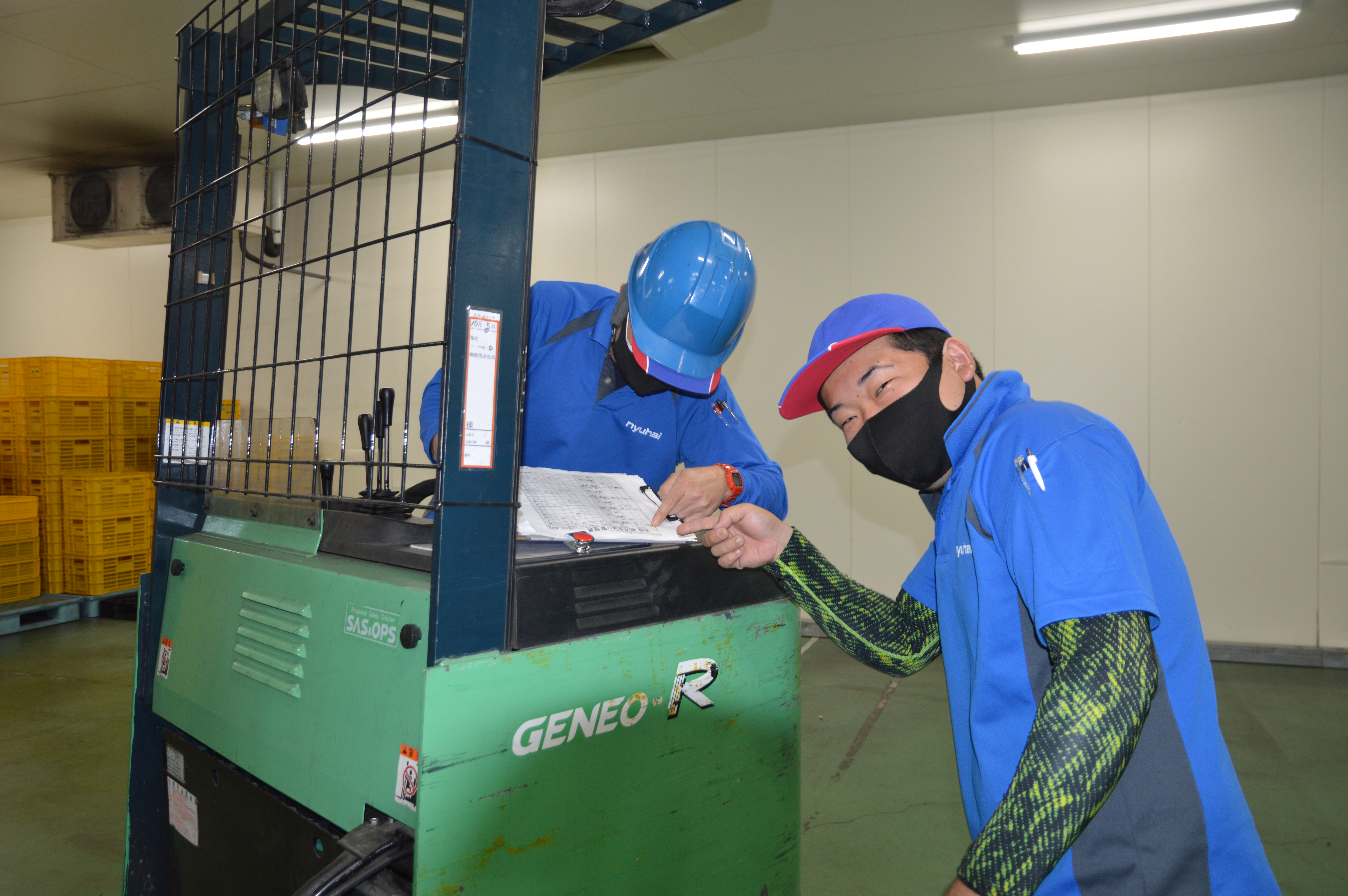 倉庫作業・リフトオペレーター